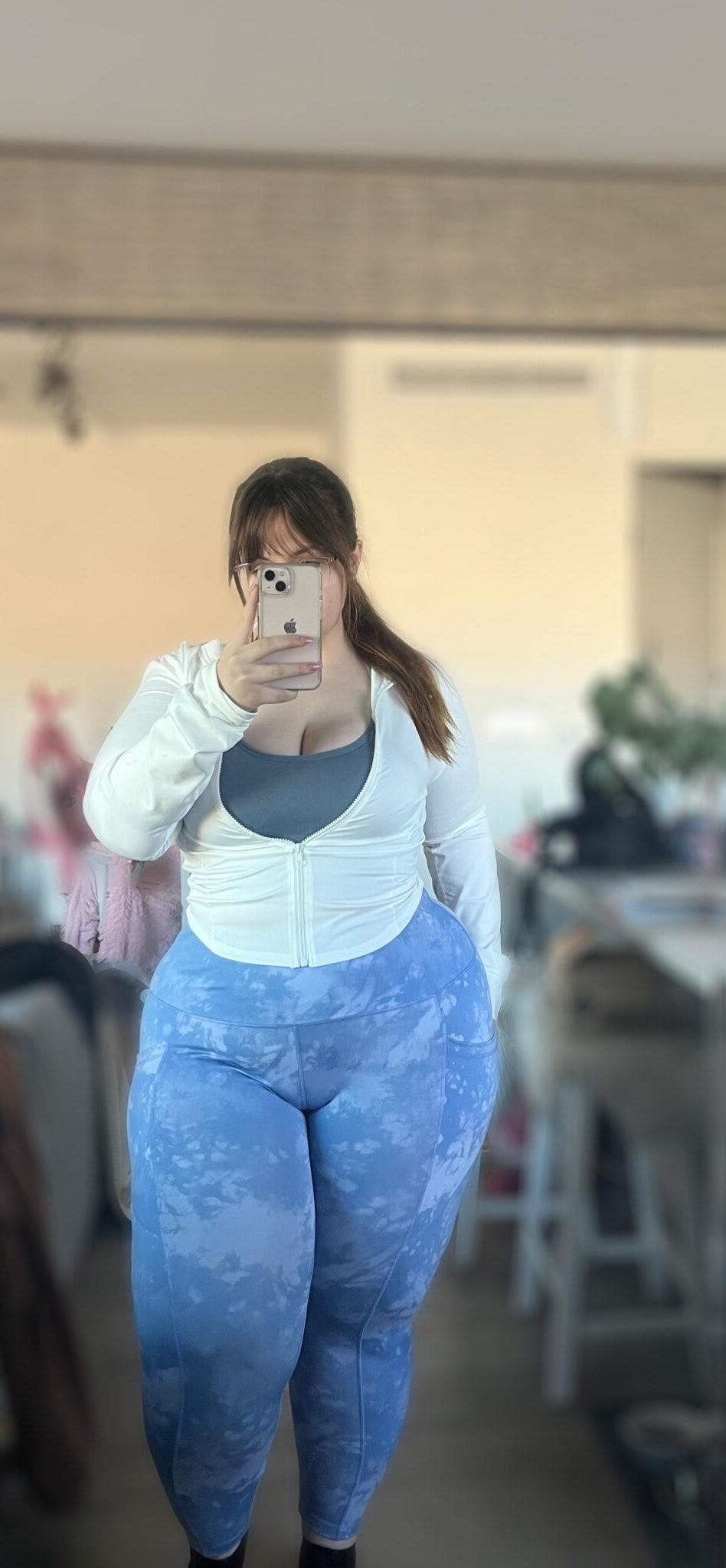 Strawbryy enorme culo grandes tetas hermosas chicas bbw tiros mixtos