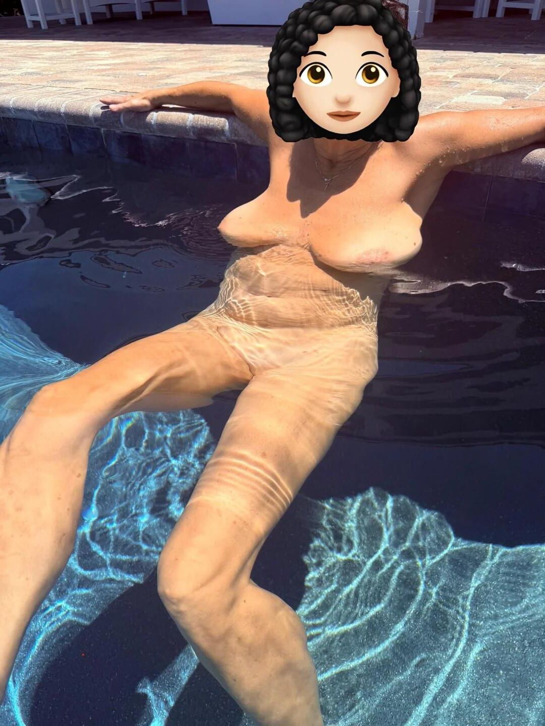 Mature boobs wife