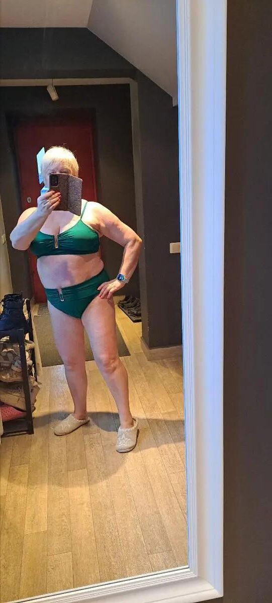 sexy granny slut