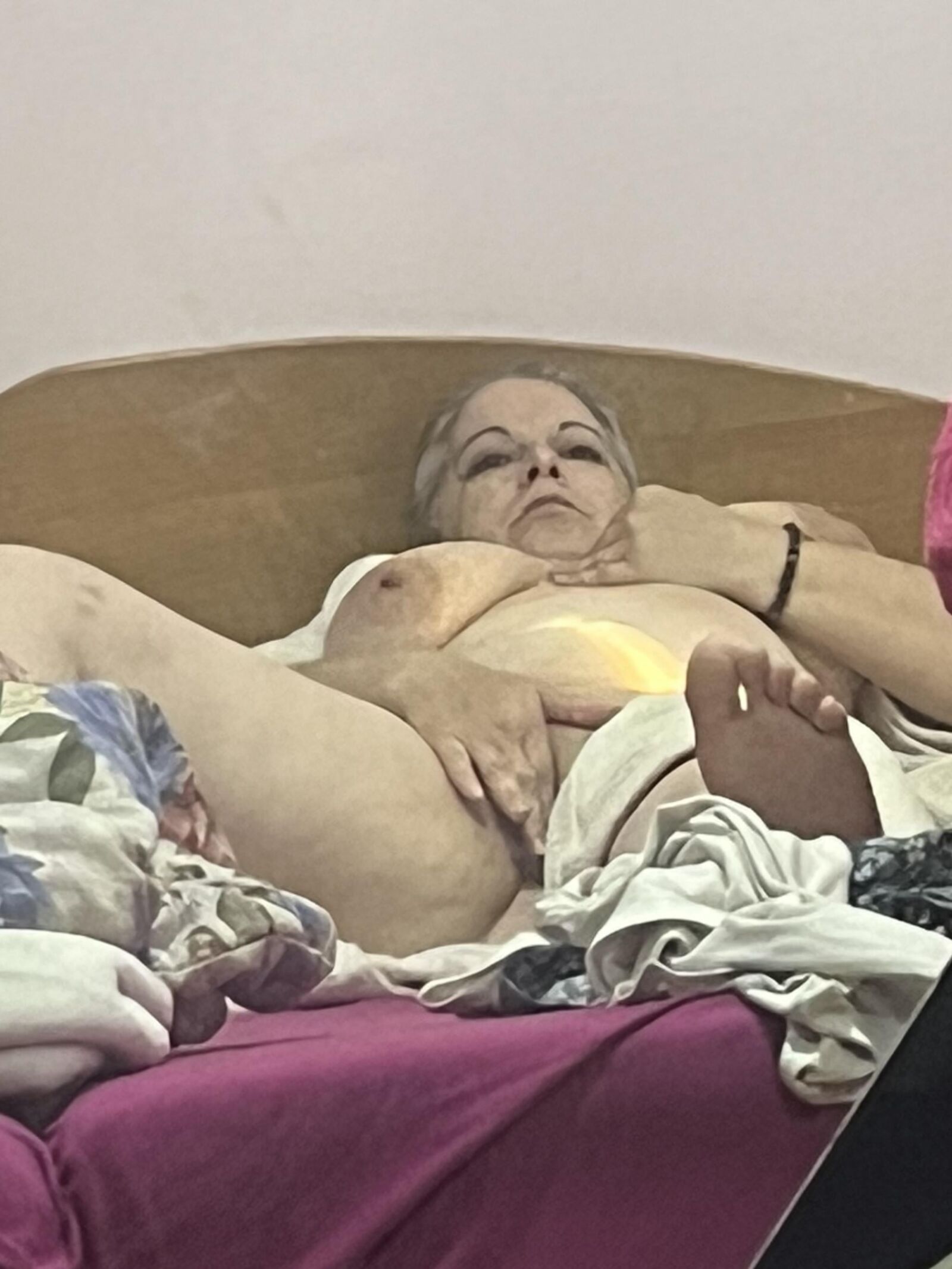  My Bulgarian bbw whore need bbc