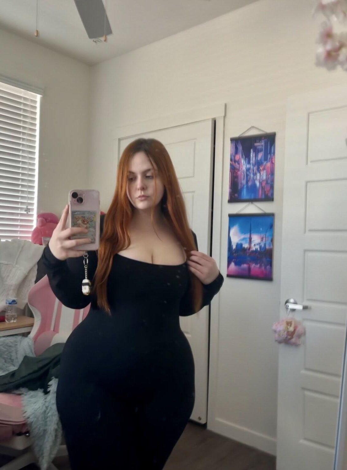 Strawbryy enorme culo grandes tetas hermosas chicas bbw tiros mixtos
