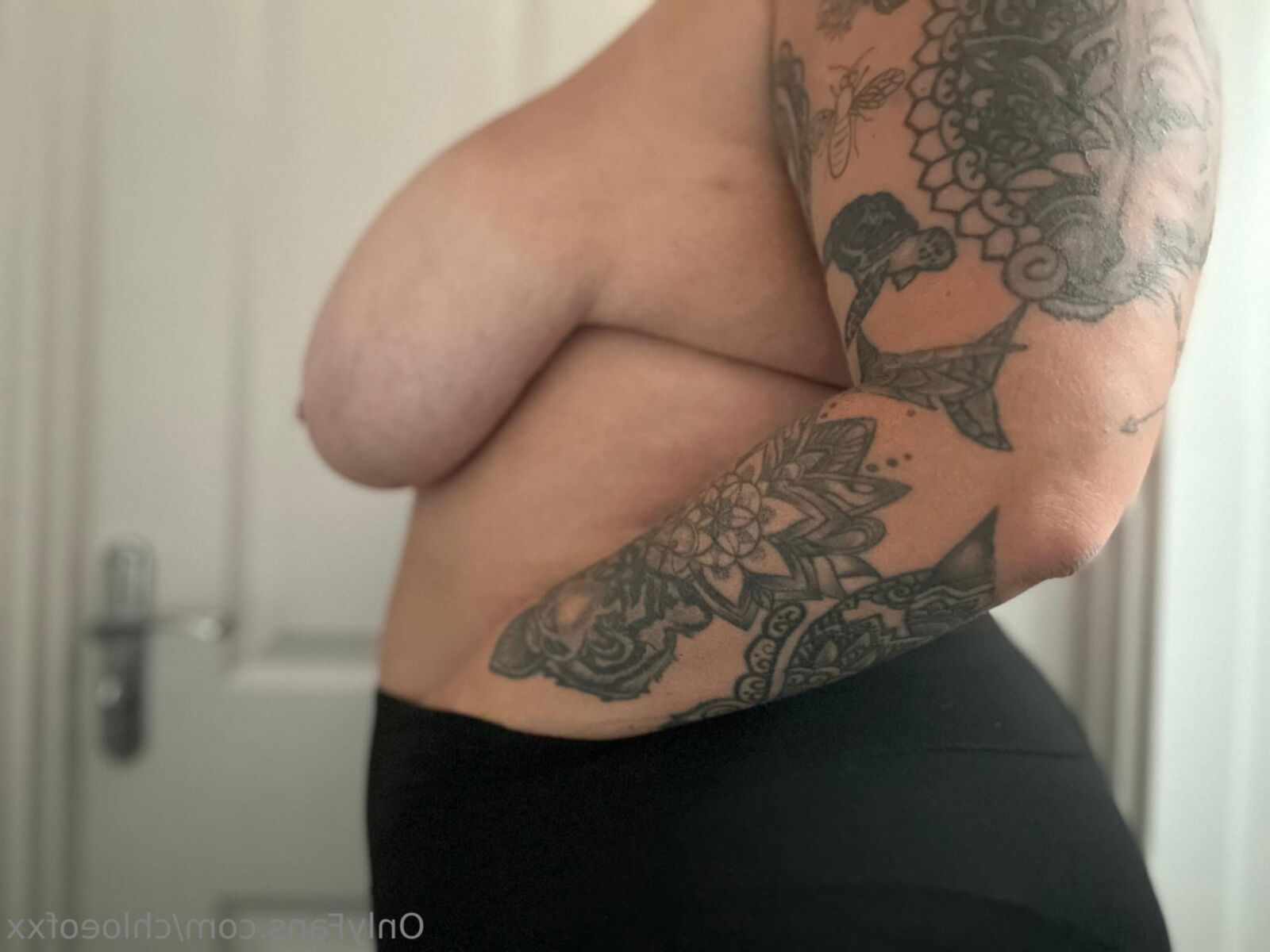 BBW durchbohrte schlaffe große Titten