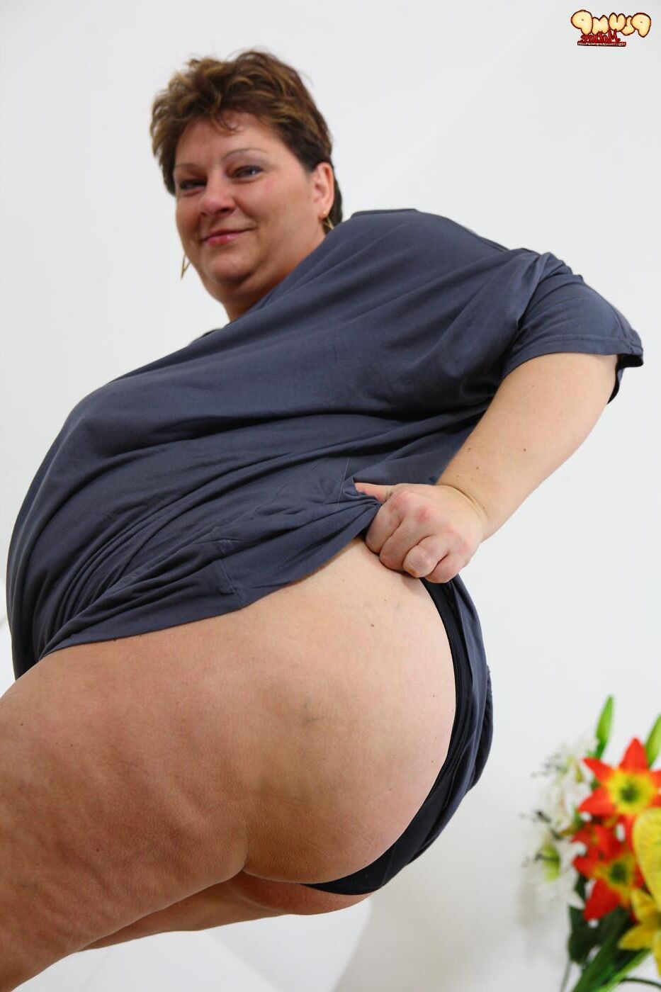 Nadya mature