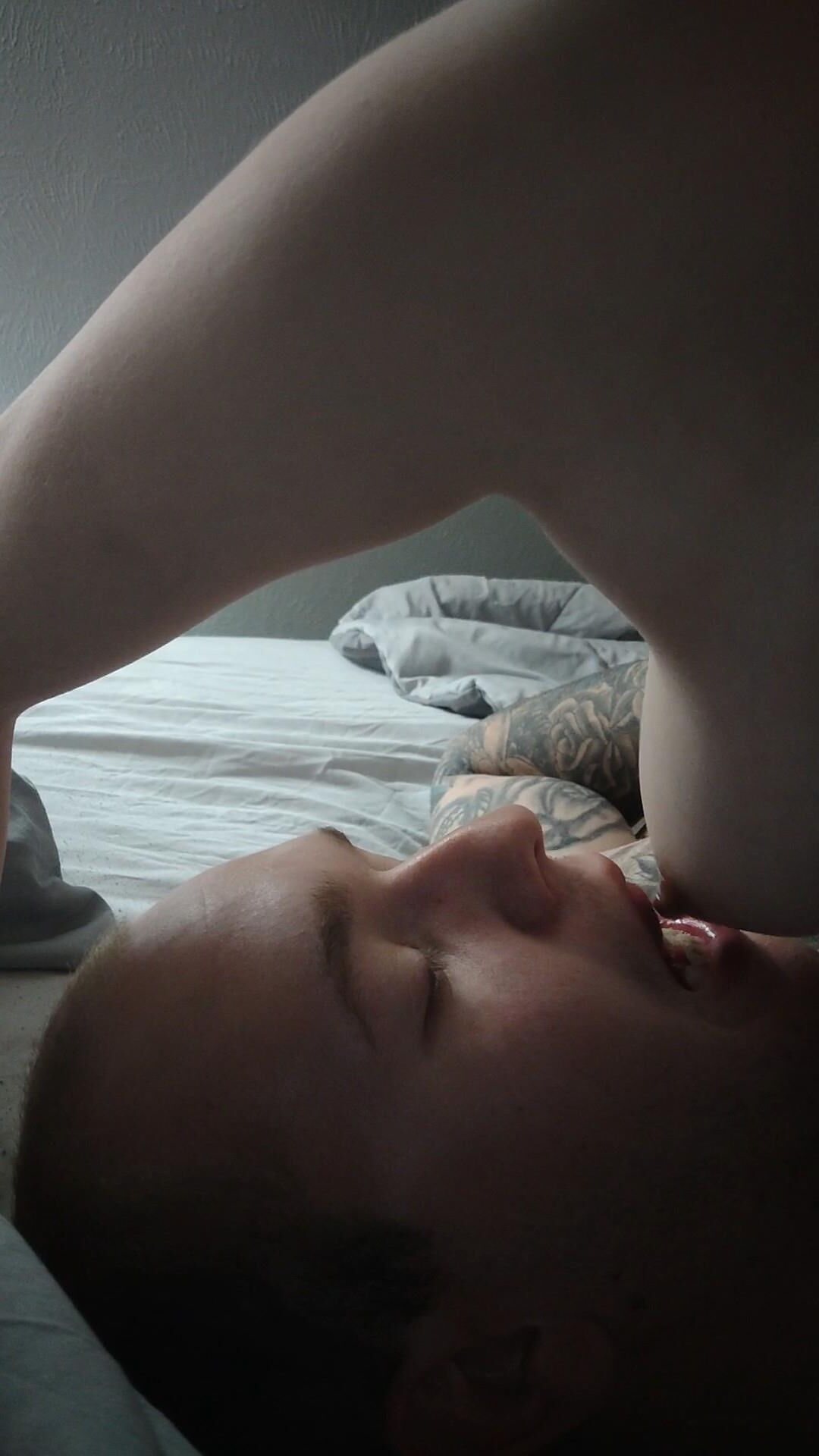 Suck nipples 