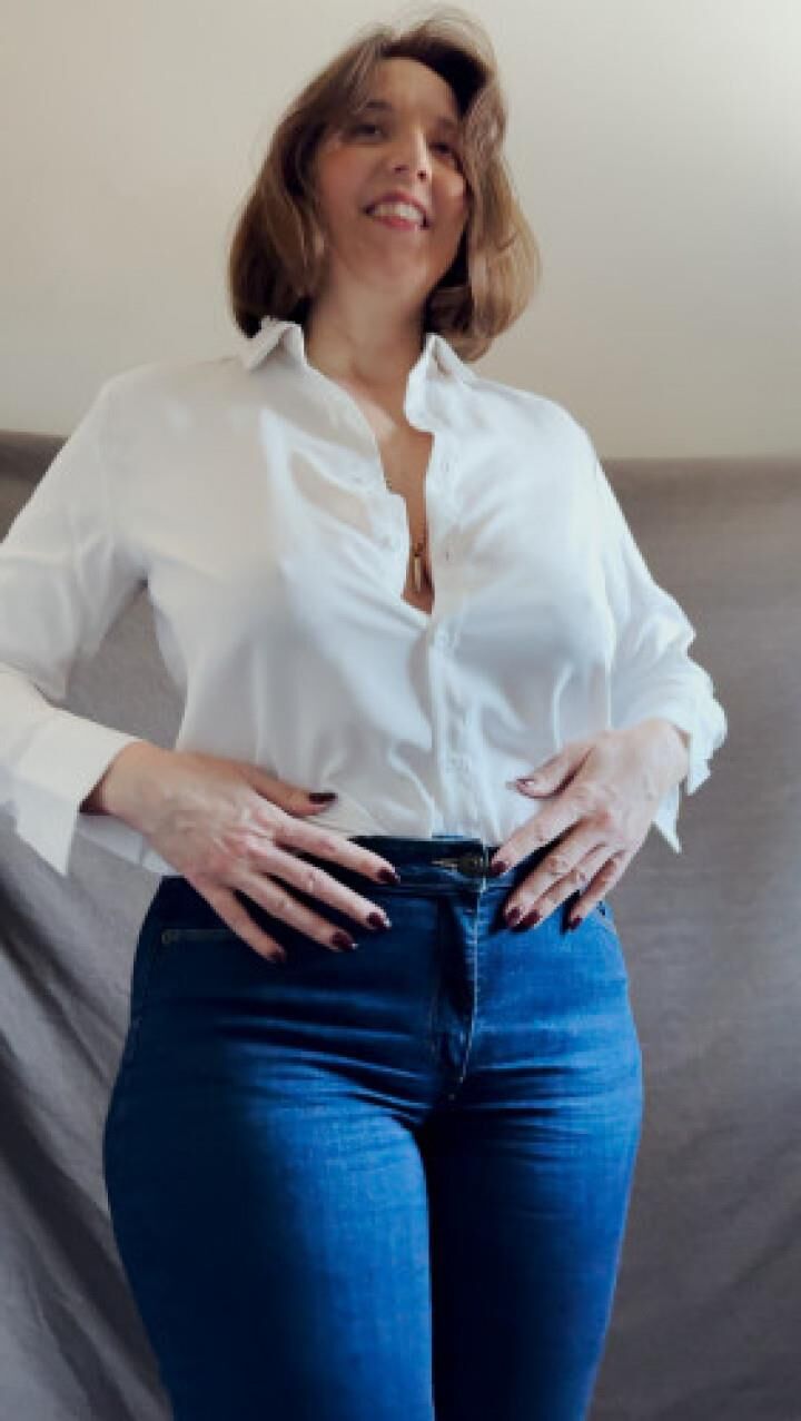 Mistress Big Butt Big Tits Gorgeous Milf with Glasses Mixed Hot 