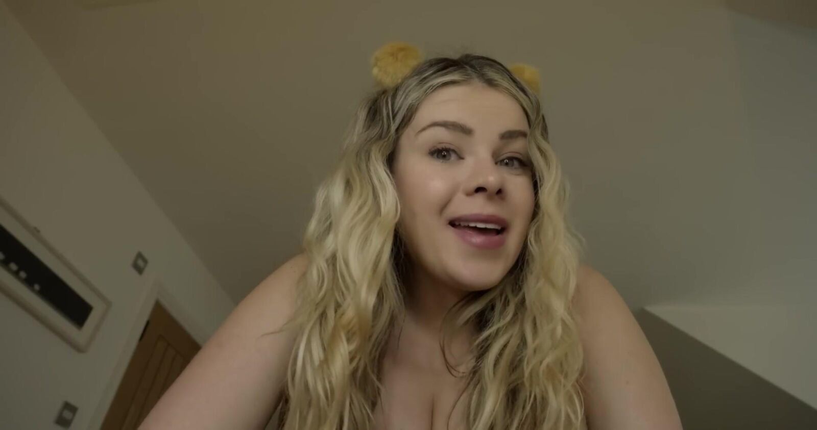 Scottish Murmurs ASMR Helping You Fall Asleep (yeah, right!)