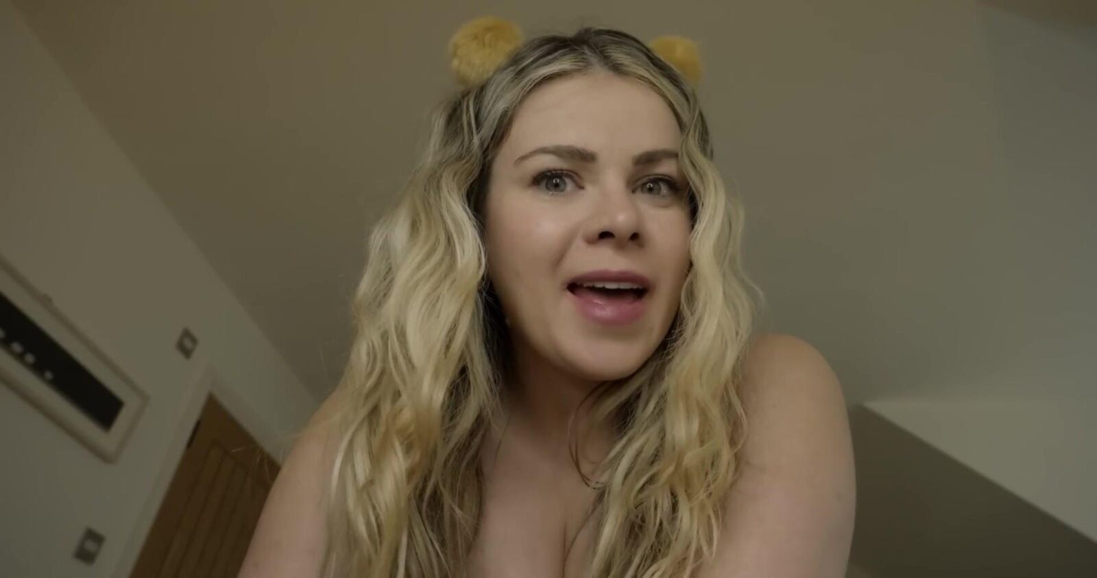 Scottish Murmurs ASMR Helping You Fall Asleep (yeah, right!)