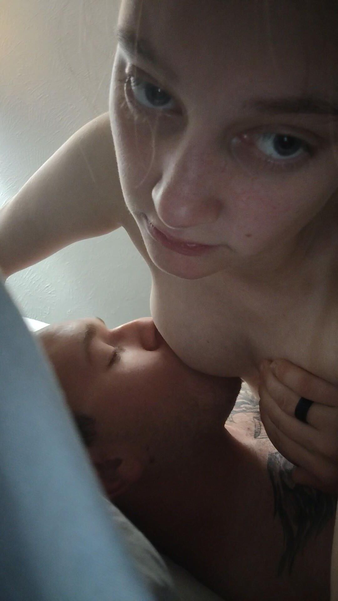 Suck nipples 