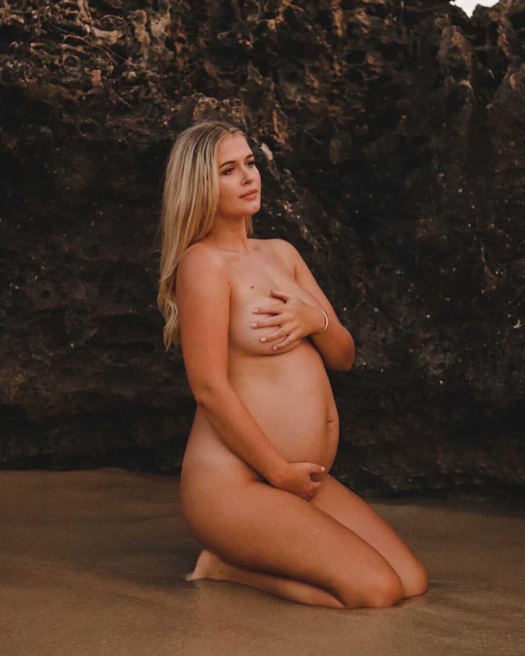 I Put a Baby In Her 