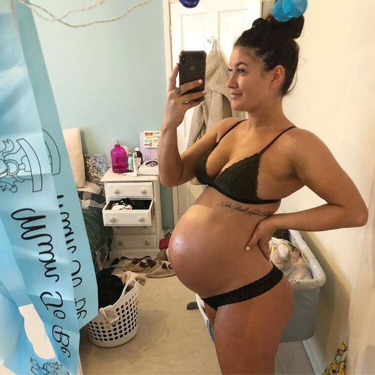 I Put a Baby In Her 