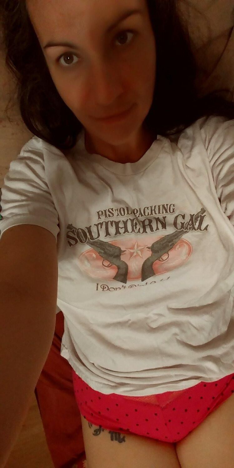 Hot Amateur Milf Webslut Courtney H