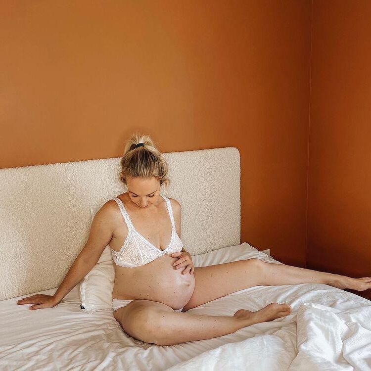 I Put a Baby In Her 