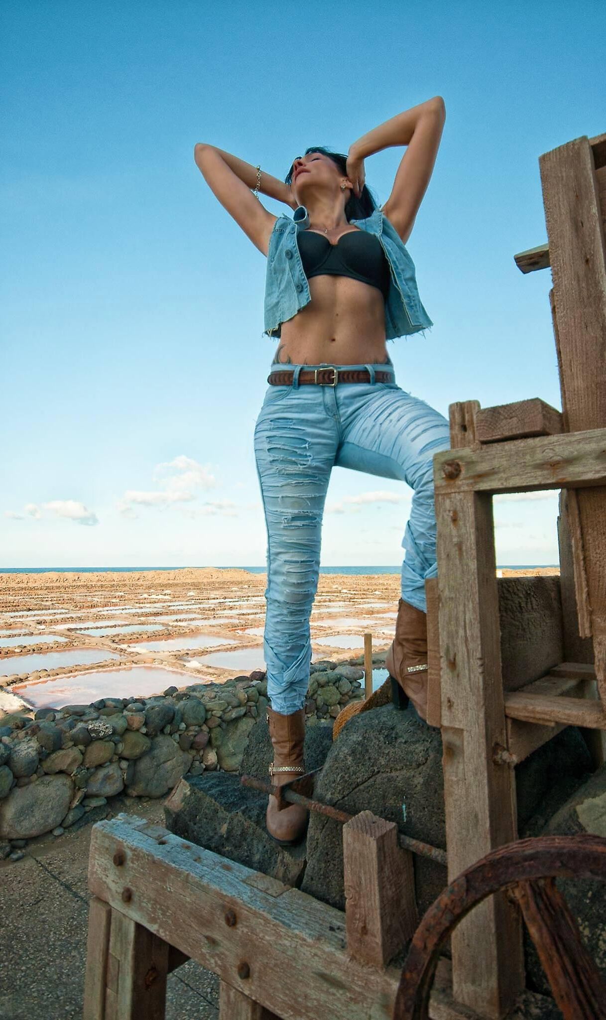 ROSA CUADRADO FERNANDEZ MATURE MODEL