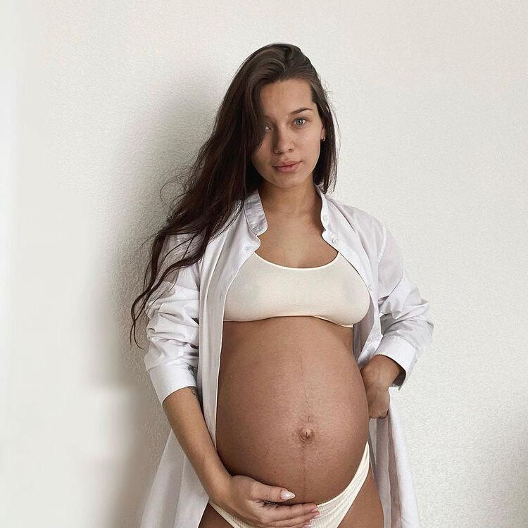I Put a Baby In Her 