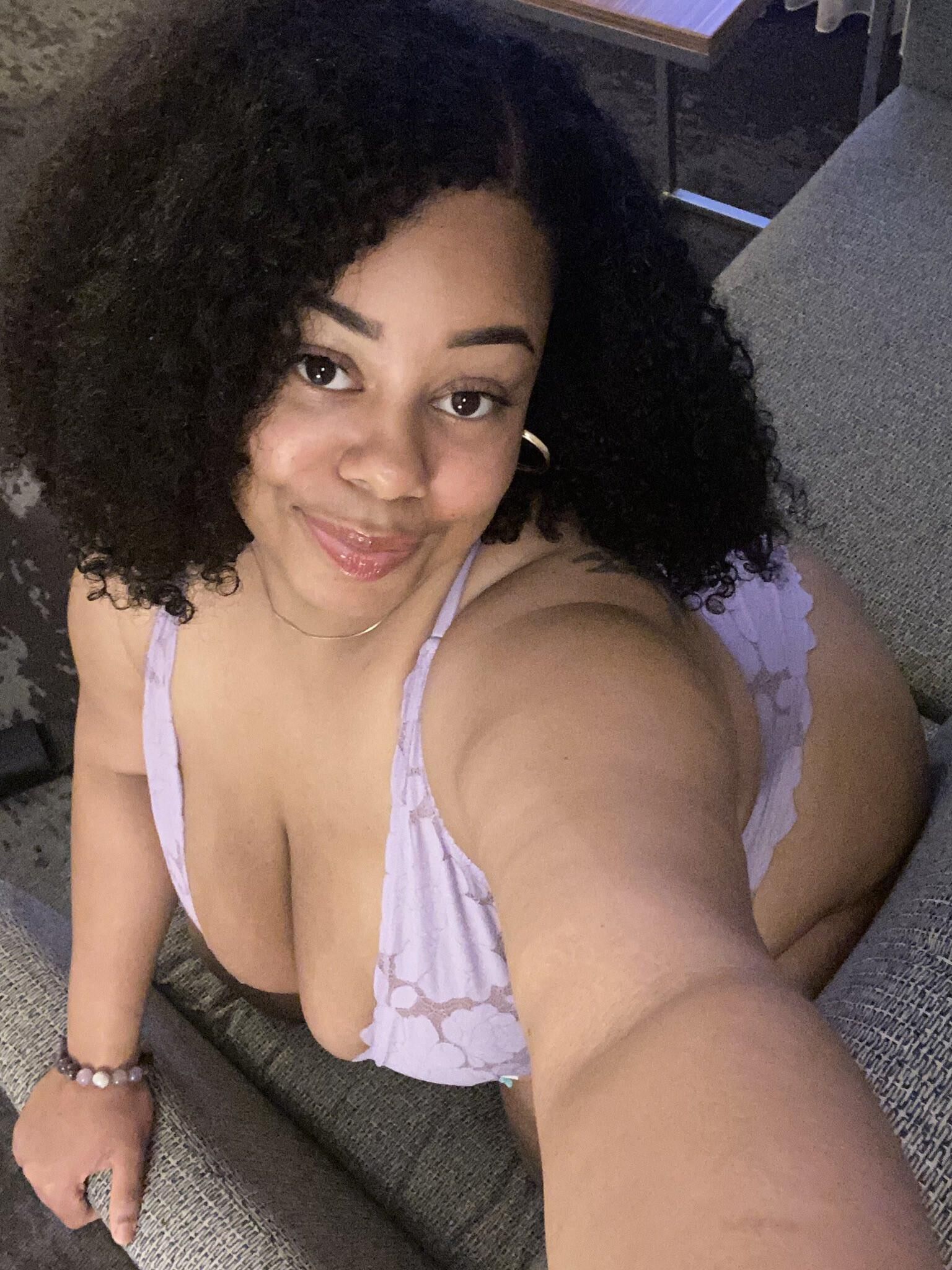 Undeuxtriox Ebony Goddess