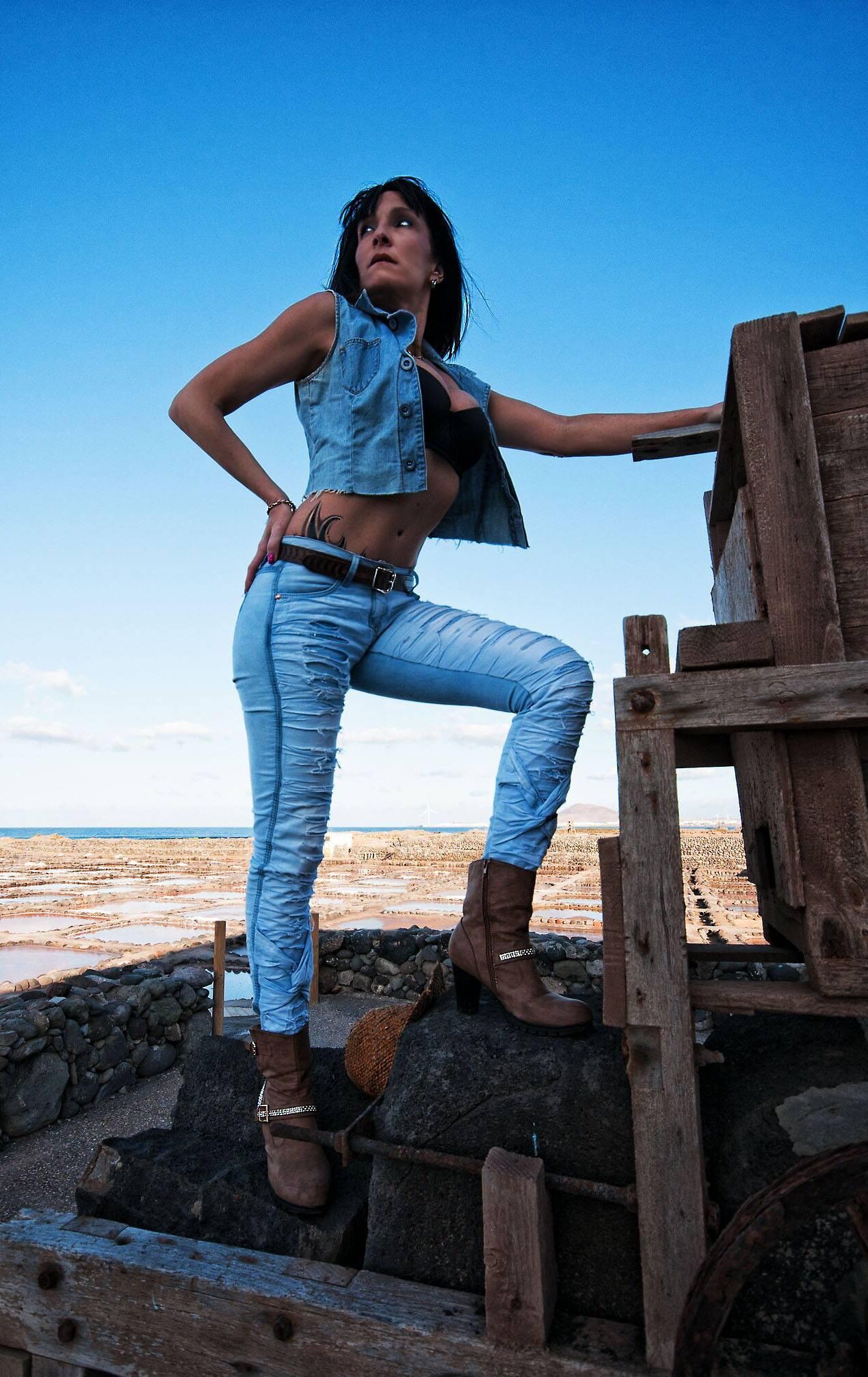 ROSA CUADRADO FERNANDEZ MATURE MODEL