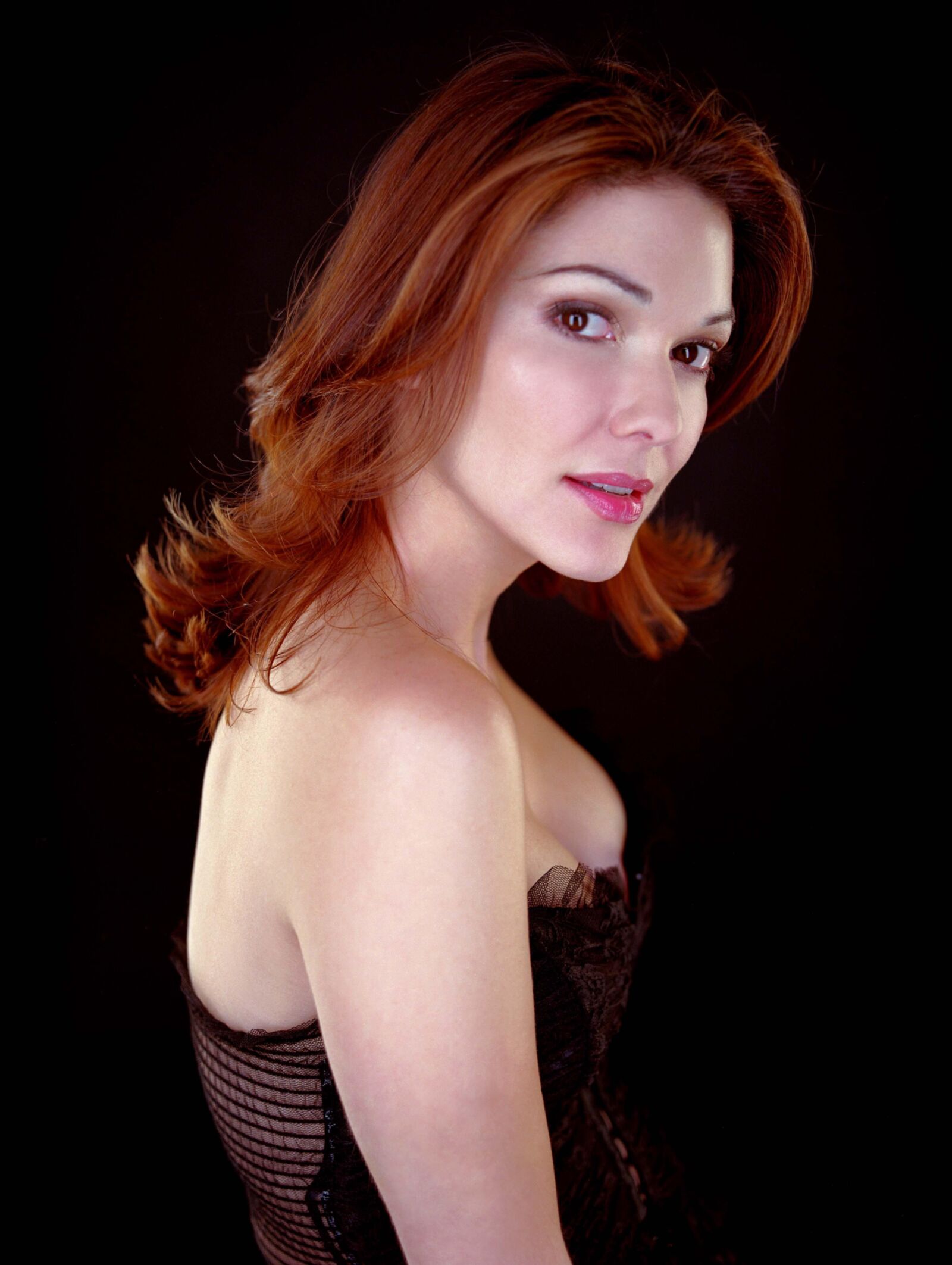 Titten Laura Harring