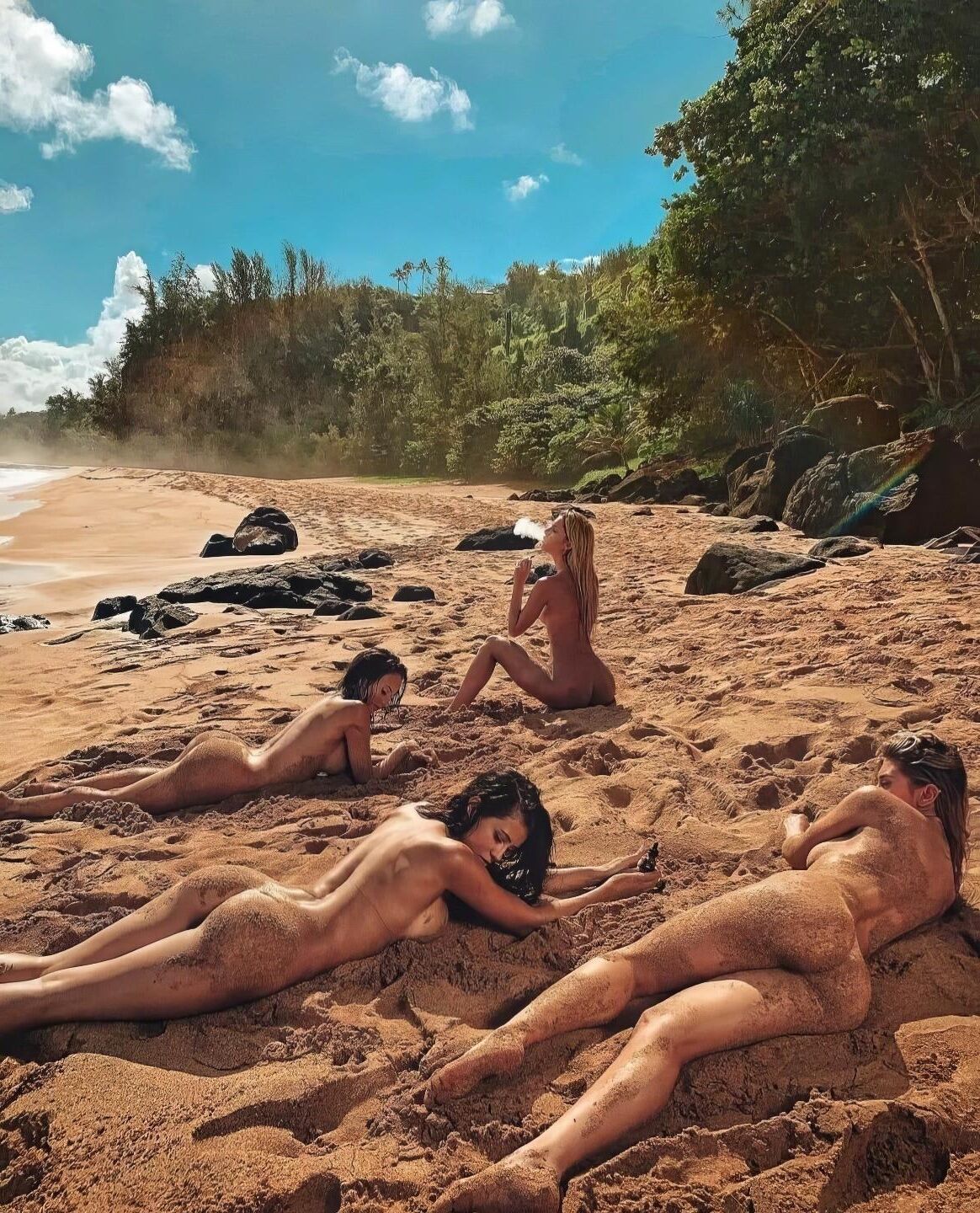 Beach Bitches 