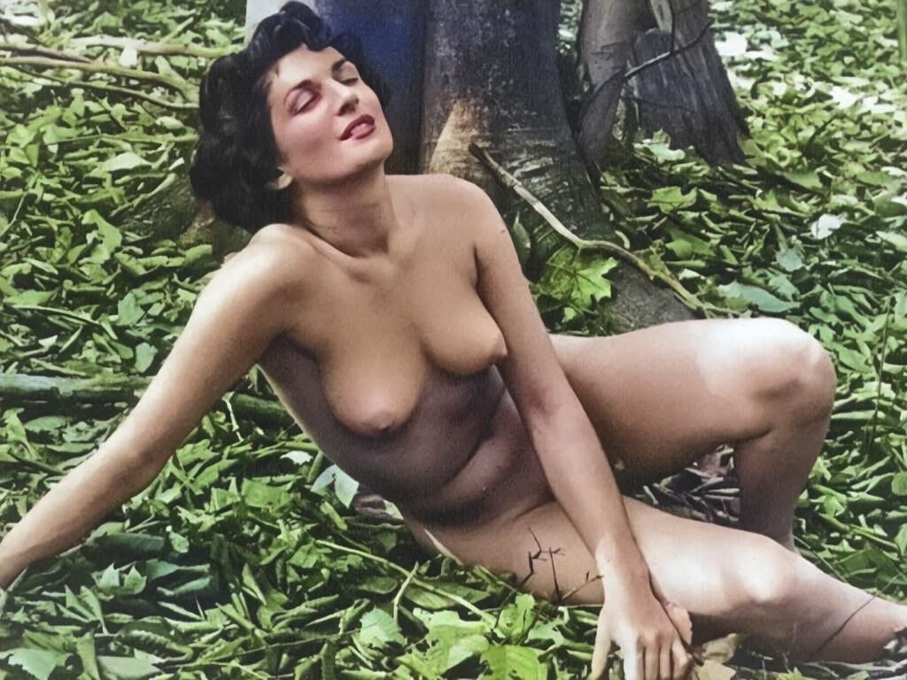 Tits Of A Vintage Variety 