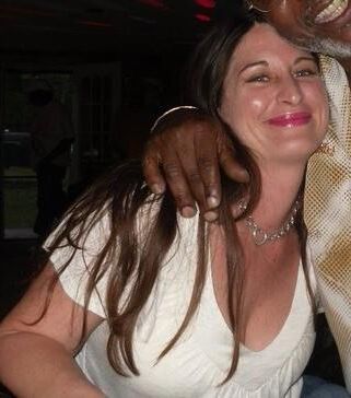 Tracie shows off her bit tits at mardi gras