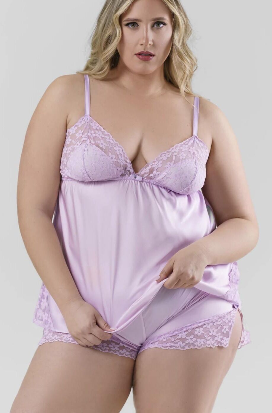 thicc、ぽっちゃり、巨乳モデル
