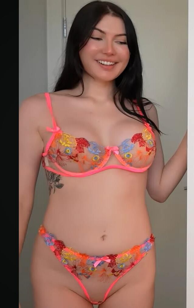 Sexy non nude