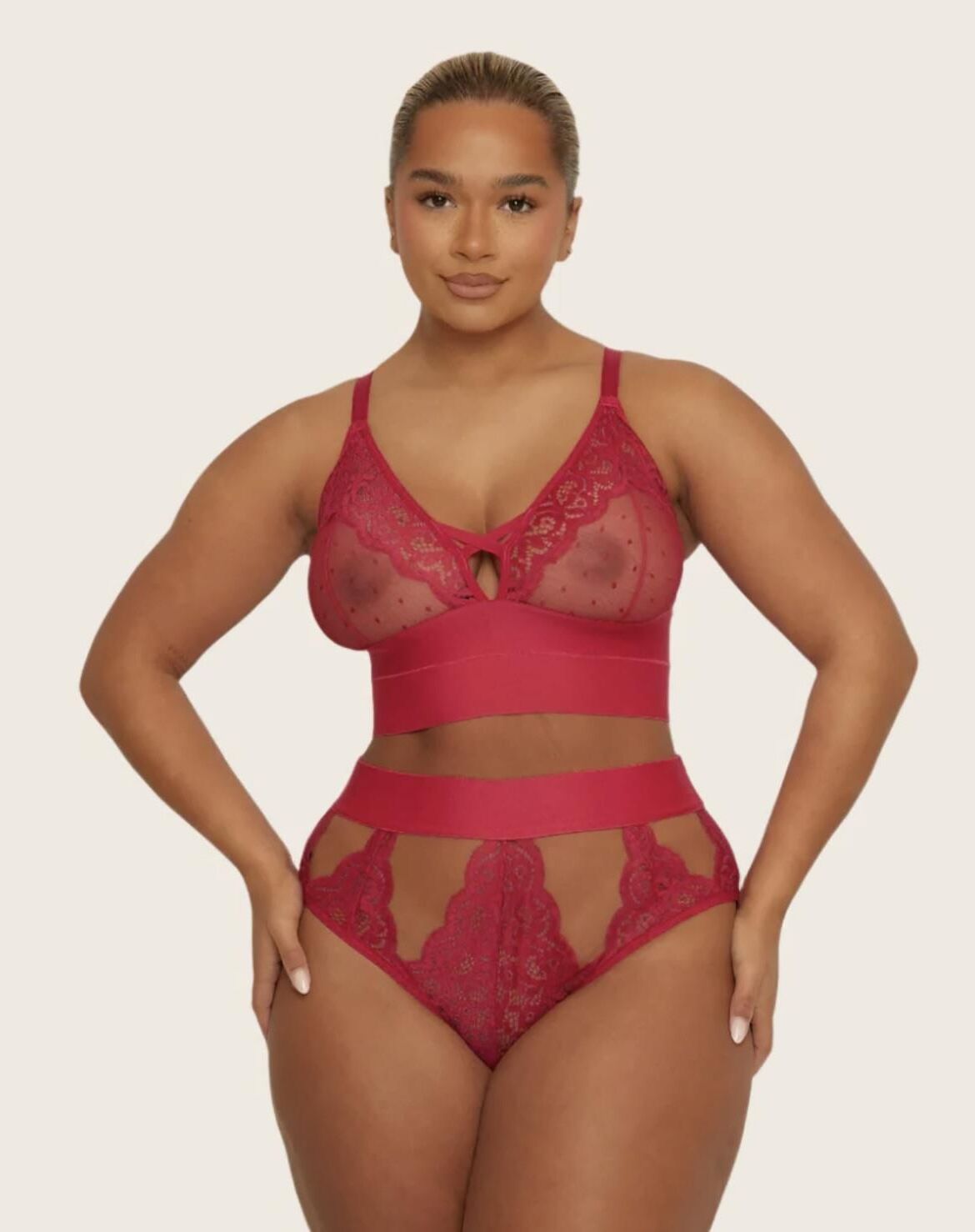 thicc、ぽっちゃり、巨乳モデル