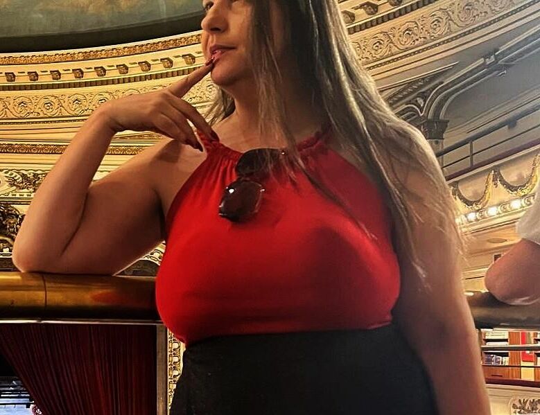 STUPID HUGE BOOBS MILF