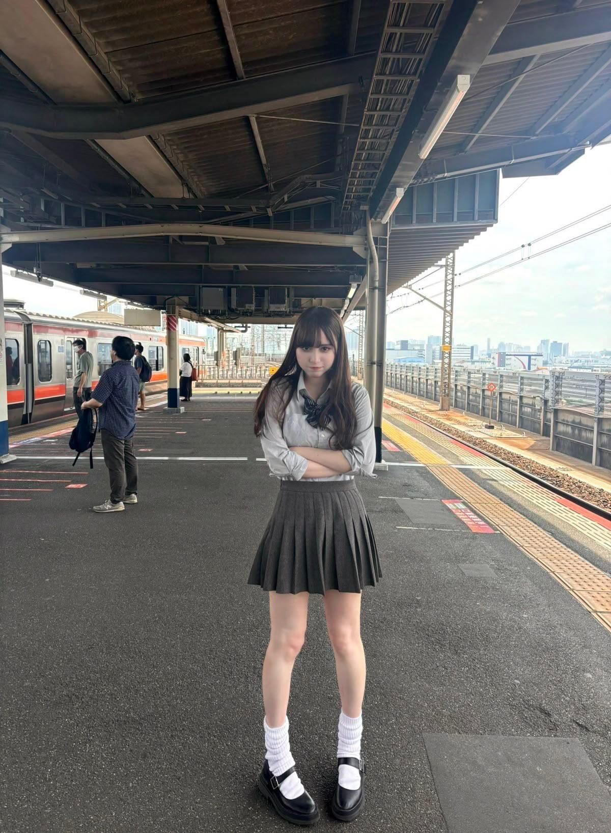 None Nude: Japanese Girls 
