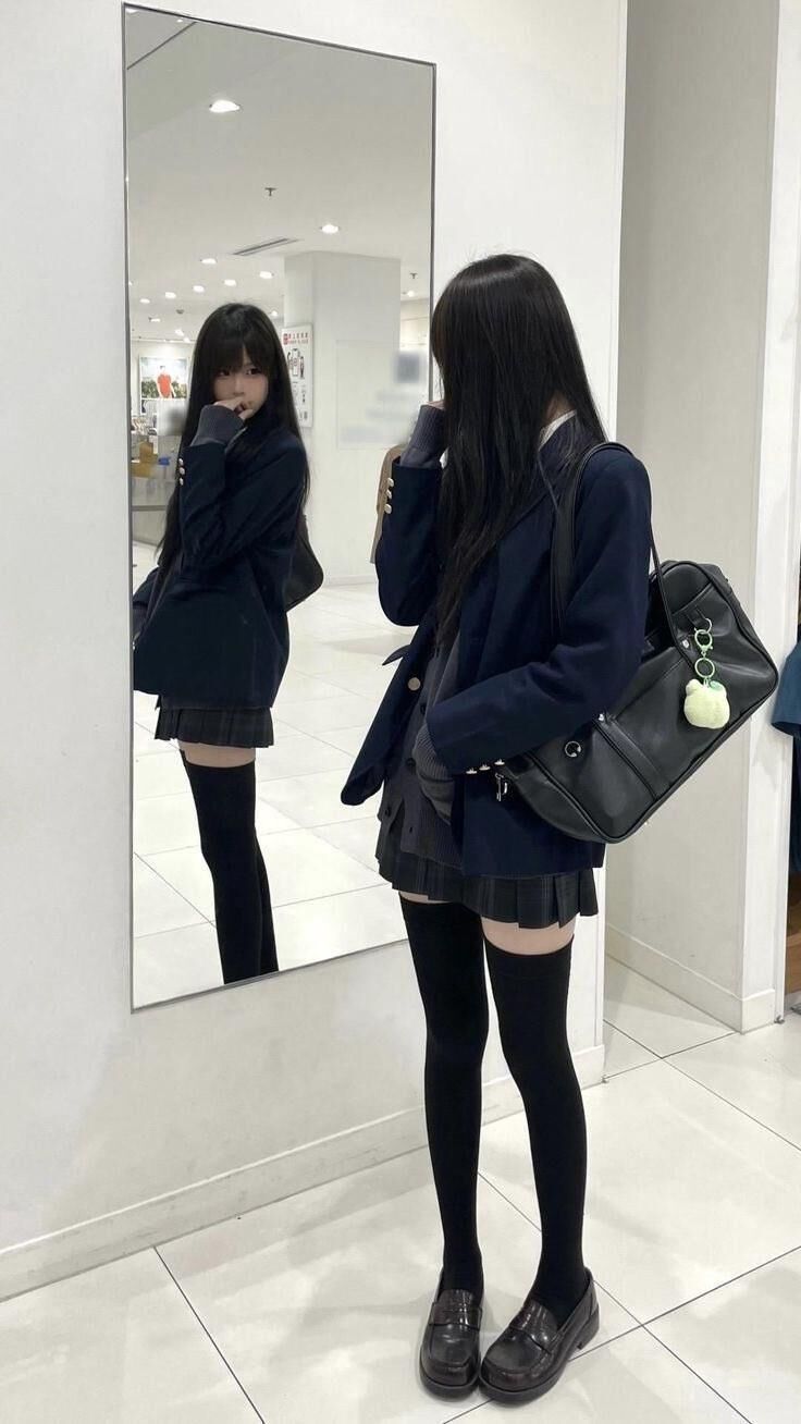 None Nude: Japanese Girls 