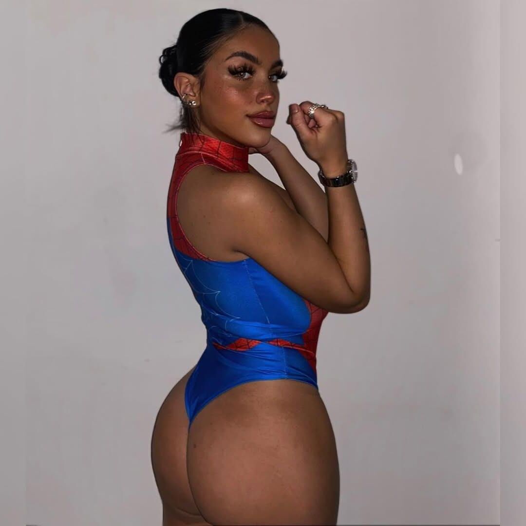 Slut jade