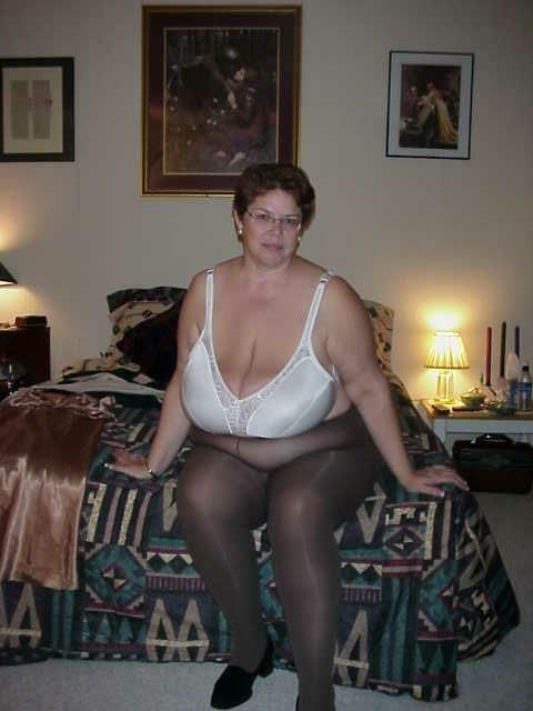HUGE SAGGY TITS