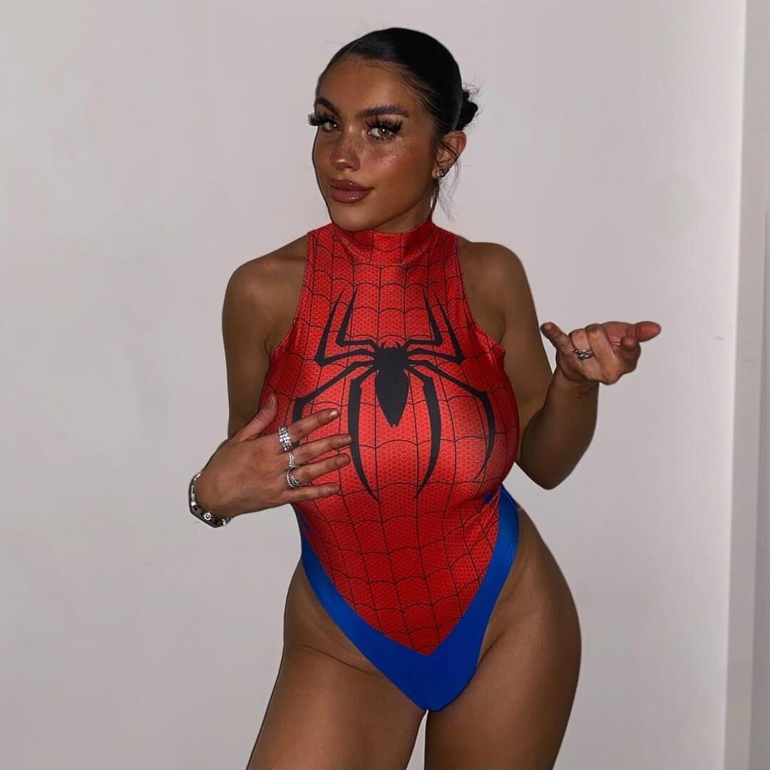 Slut jade