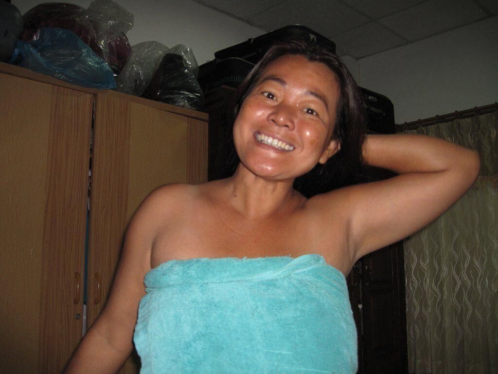 Envía tus fotos favoritas de mí a mi acct de Facebook. 