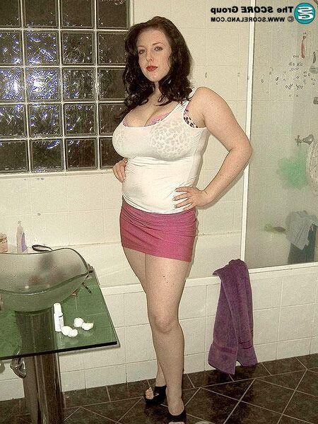 Bulgey girls with big tits