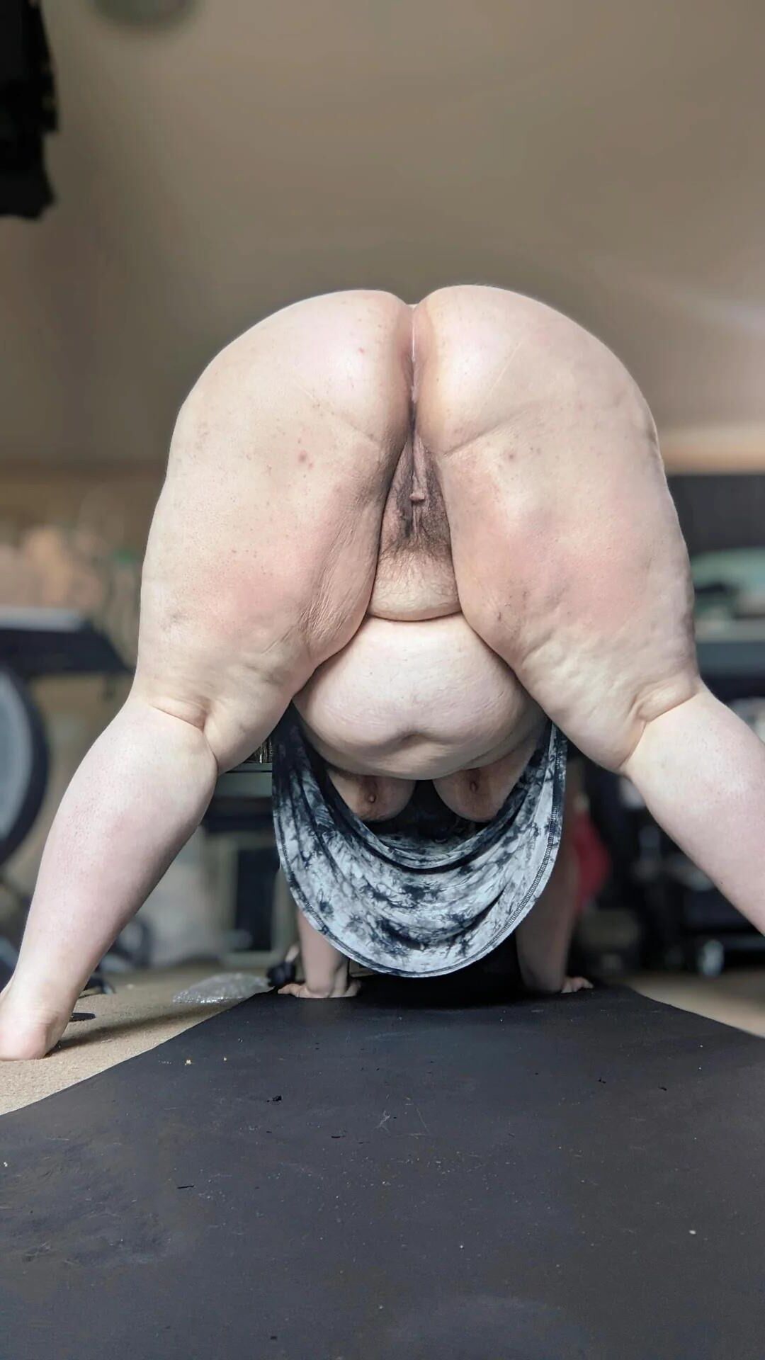 マグニフィックモリージューンSSBBWàBELLEPANSE ET GROSSES MAMELLES