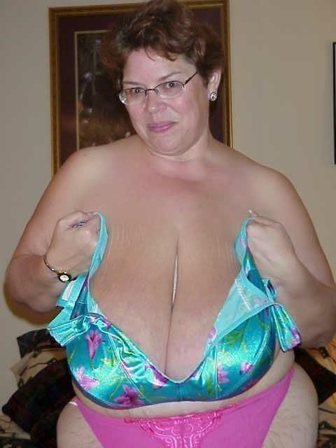 HUGE SAGGY TITS