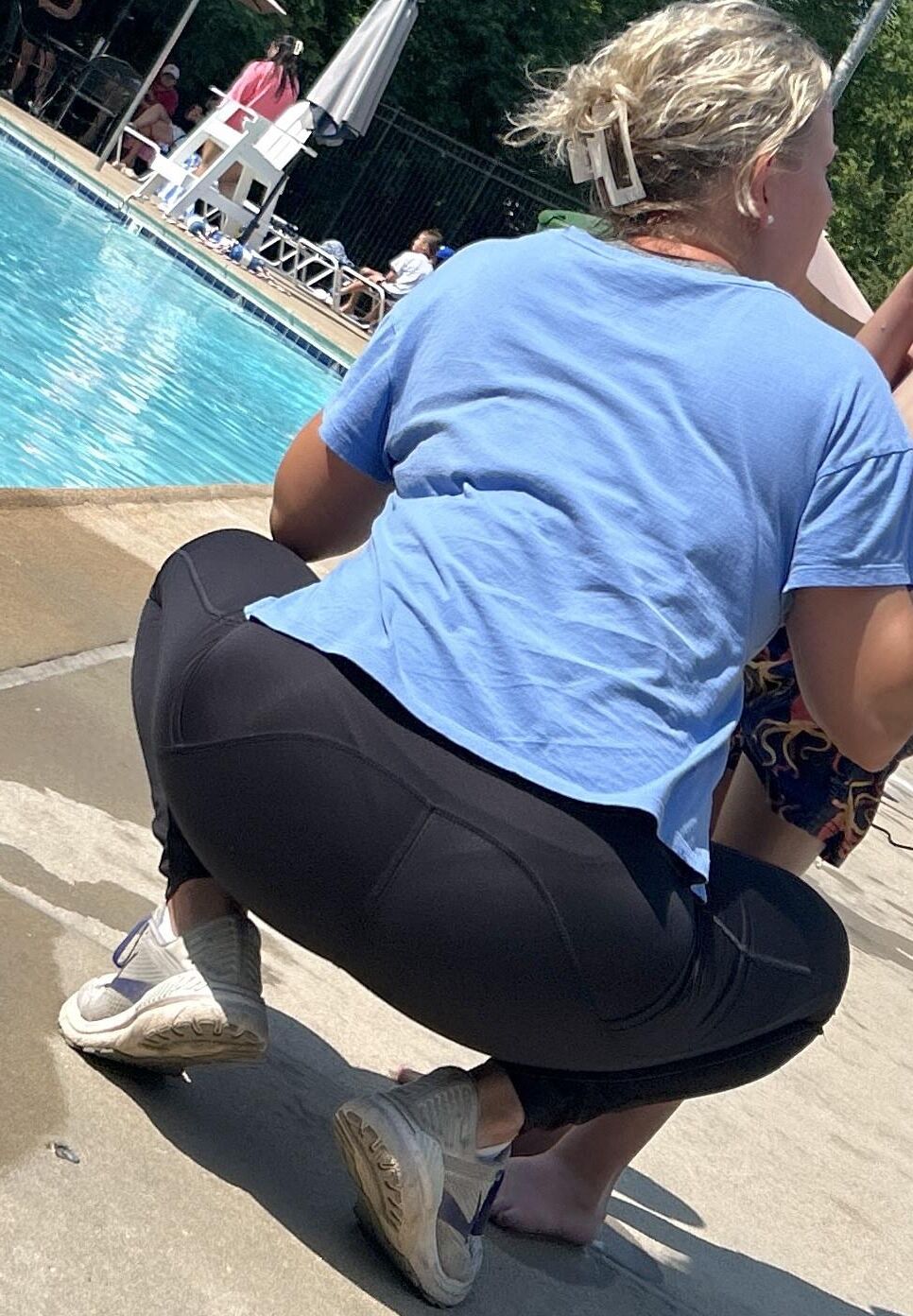 Candid milfs