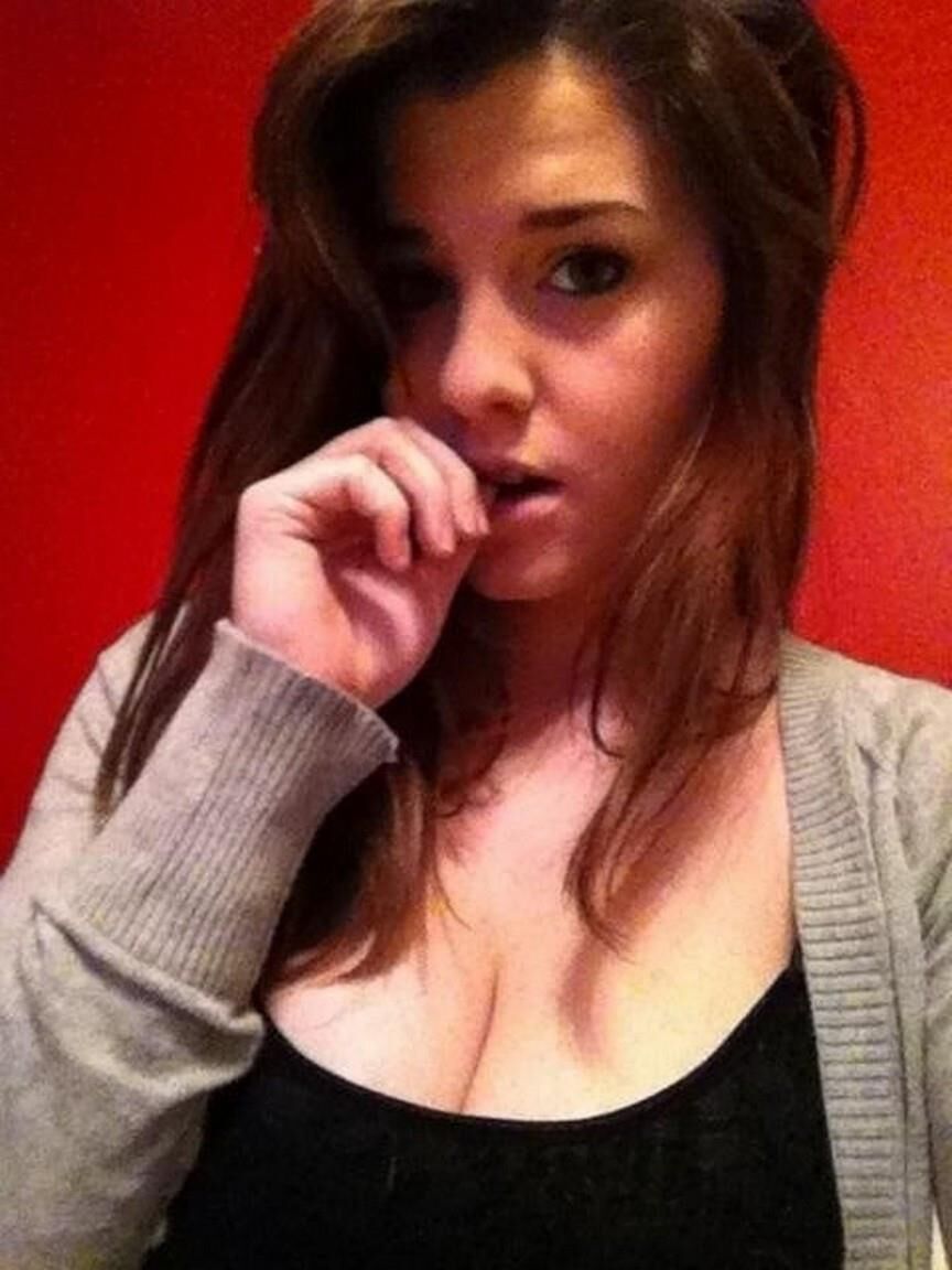 big tit selfie chick