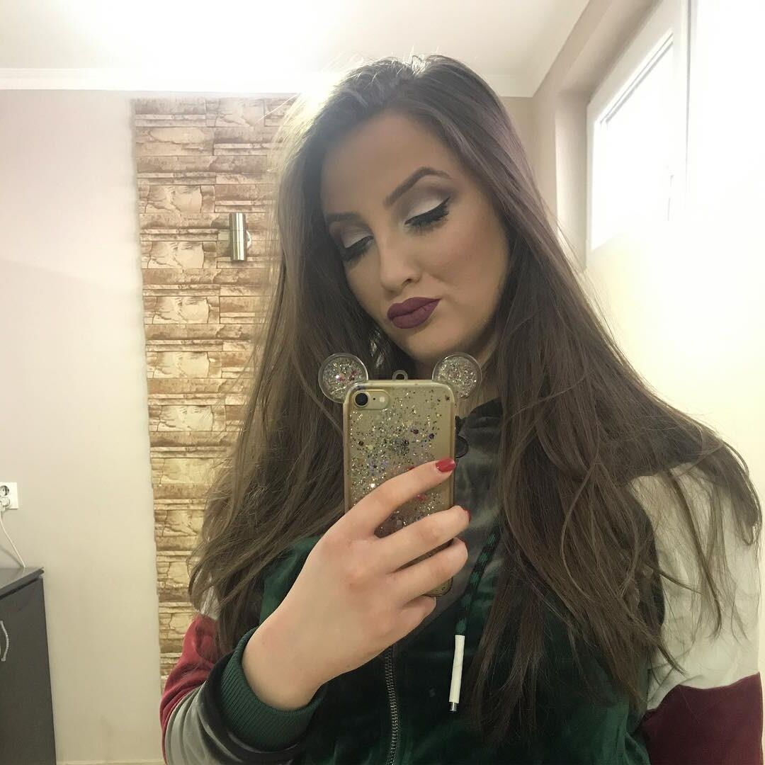 Beautiful Teen Simona