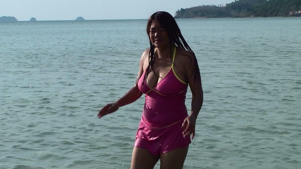 Envía tus fotos favoritas de mí a mi acct de Facebook. 
