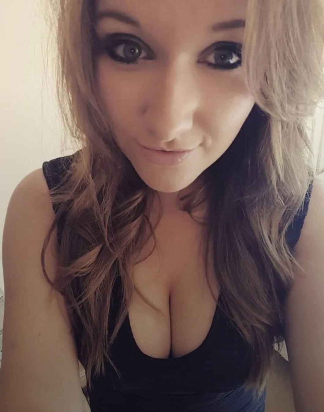 Latest random saves for your comments and cum! 