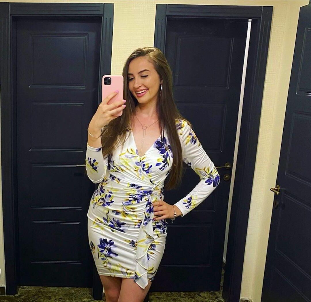 Beautiful Teen Simona