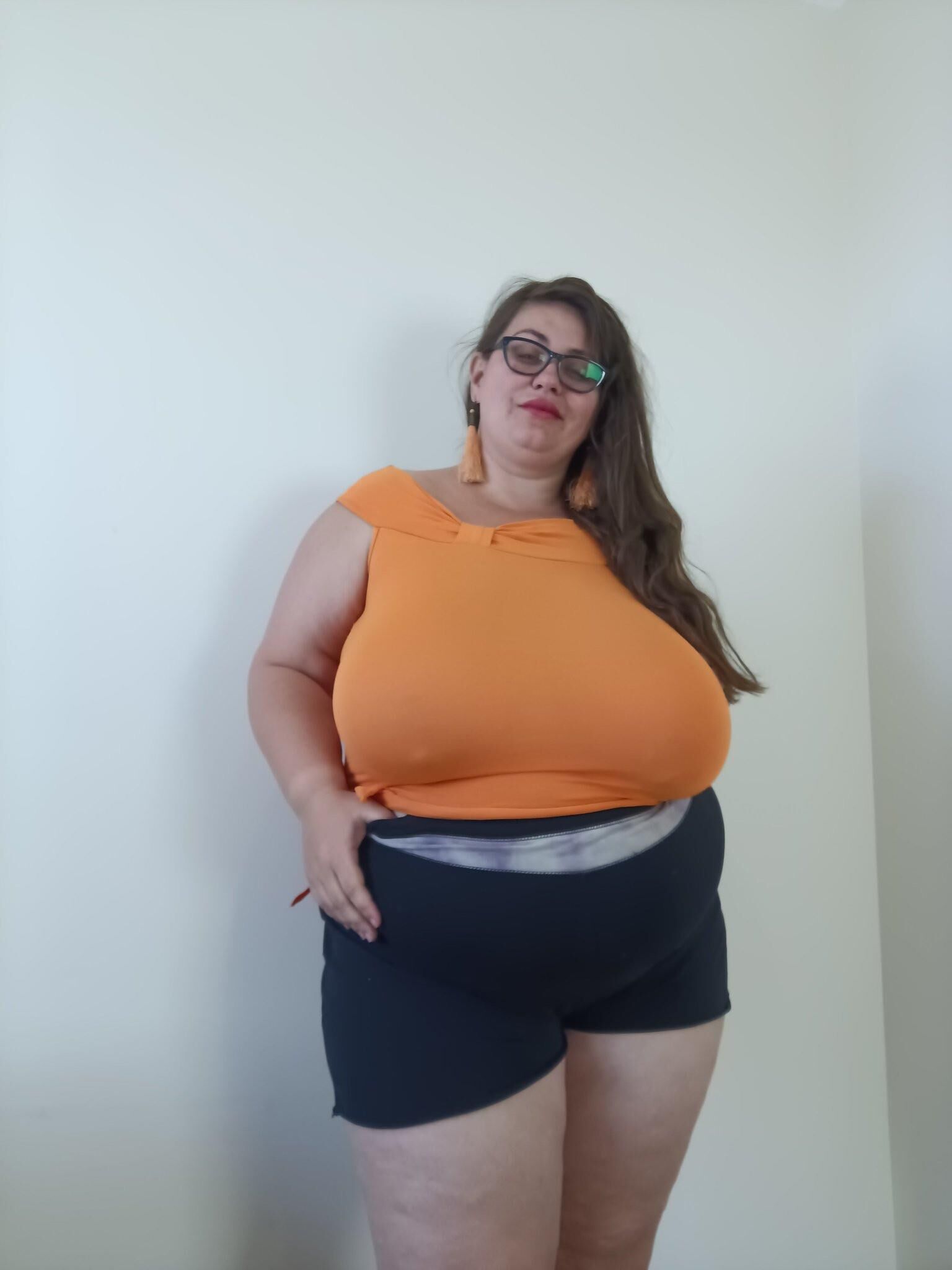 BBWママニーナ