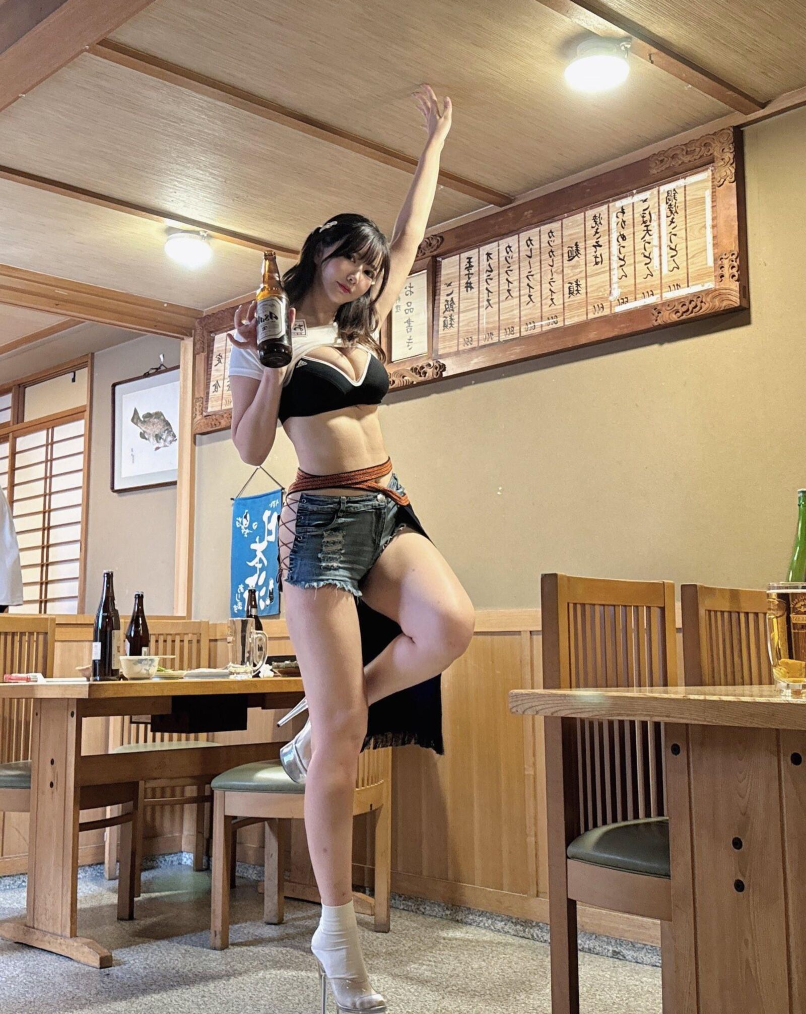 None Nude: Japanese Girls 