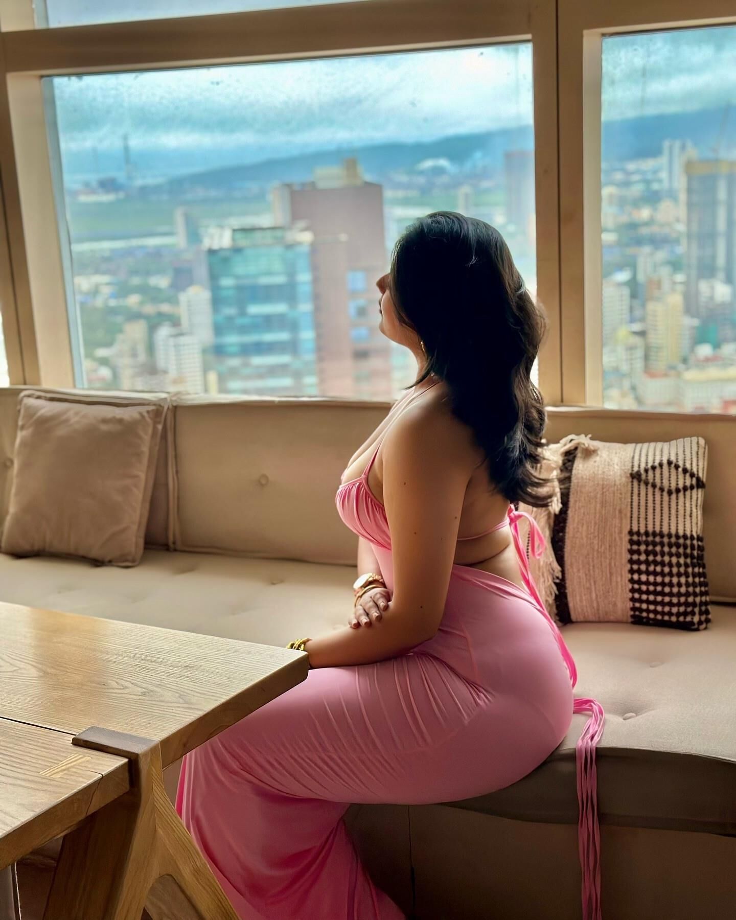Hardcore and Softcore (Desi Indian Aunties and MILF) 