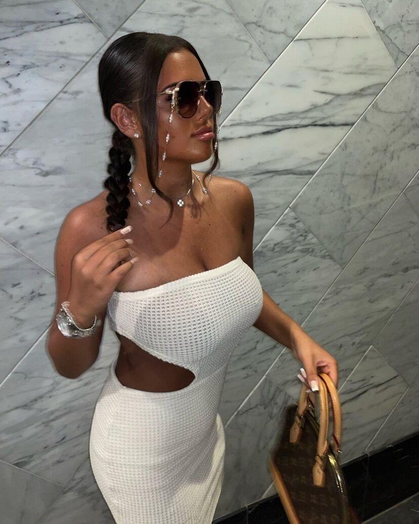 Bimbos chav bitches to stroke and drain our full balls so fast