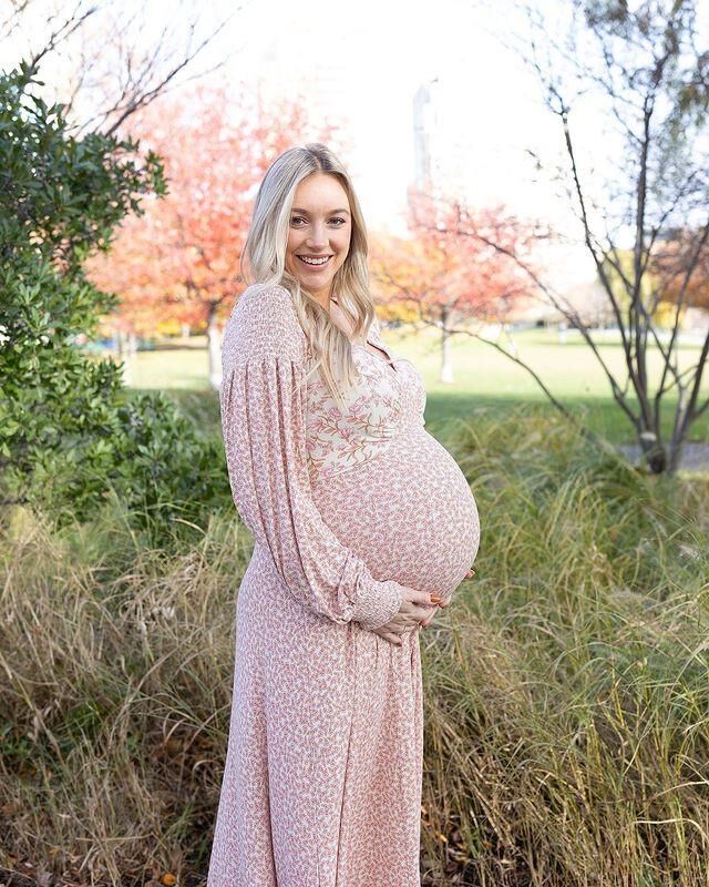 Yummy Preggo Amateurs 