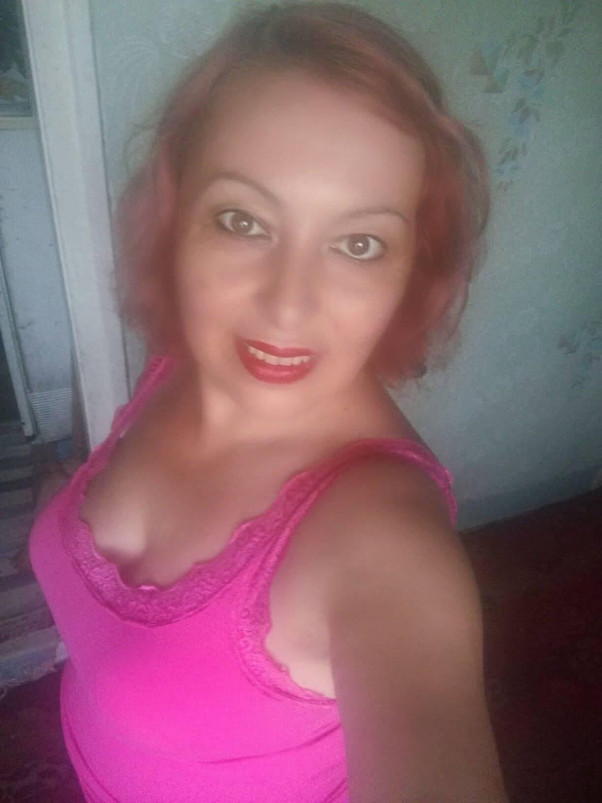 Sexy hungary mom