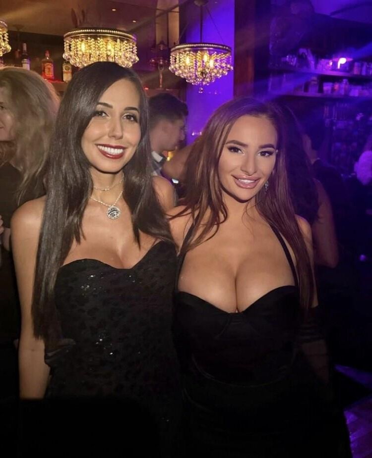 CANDID BIG TITS Amateur Breasts Busty Boobs Slut Girls #